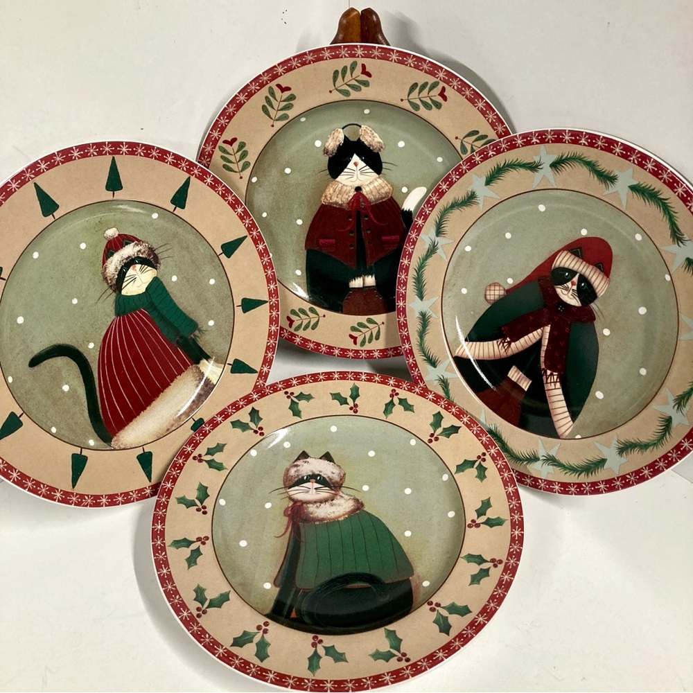 Set 4 8” Oneida Holiday Cats Fiddlestix Stoneware Christmas Salad Dessert Plates